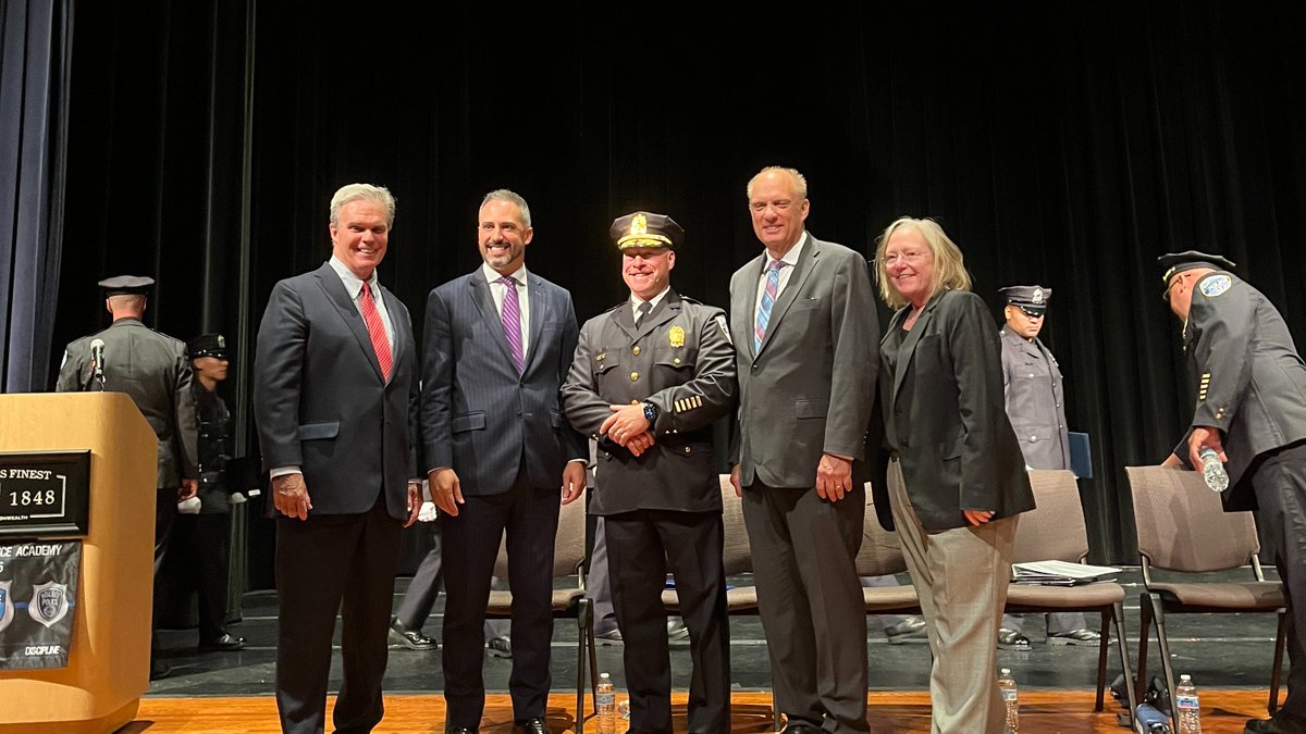 Joseph D. Early Jr. (@worcesterda) on Twitter photo It was an honor to attend the <a href="/WorcesterPD/">Worcester PD</a> Recruit Class 01-25 Graduation today with <a href="/CM_Batista/">CM-Batista</a>, <a href="/MayorJoePetty/">Joe Petty</a> and many more! Congratulations to all of today's graduates! It was an honor to attend the <a href="/WorcesterPD/">Worcester PD</a> Recruit Class 01-25 Graduation today with <a href="/CM_Batista/">CM-Batista</a>, <a href="/MayorJoePetty/">Joe Petty</a> and many more! Congratulations to all of today's graduates!