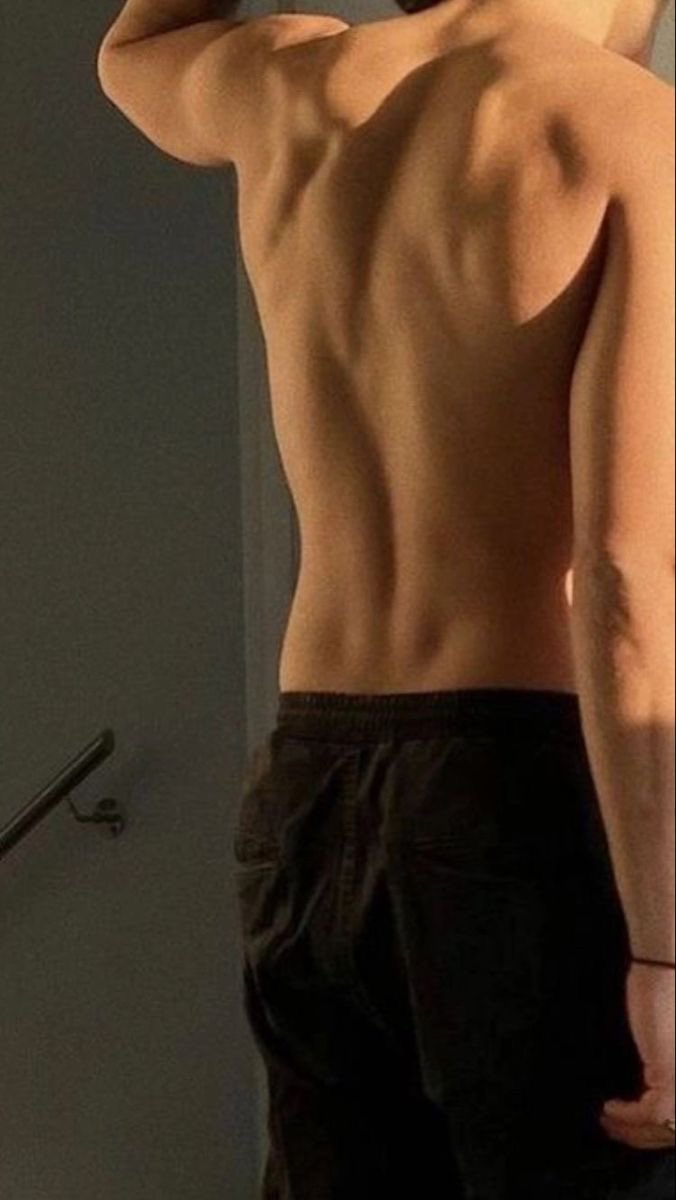 threadboundd's tweet image. 