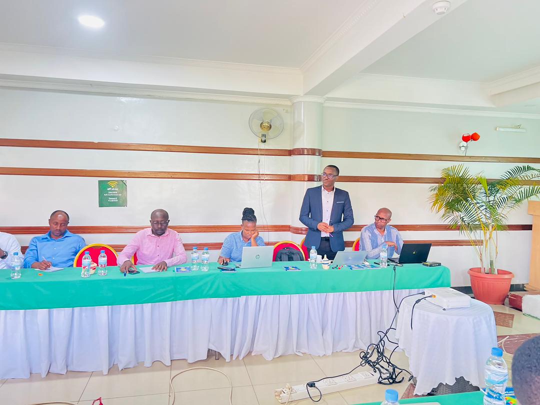 rahpc_rw's tweet photo. Today, the #RAHPC National Council Board convened at Five to Five Hotel to mark the close of the FY2025 budget year.
We are proud to report a 90% achievement rate of our core activities and are moving forward with a strong focus on technology-driven service delivery. https://t.co/25XJ0QVLxq