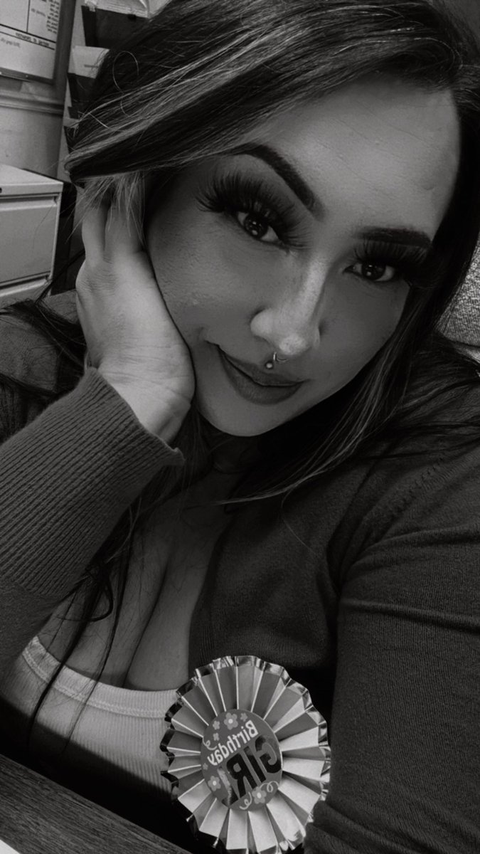 I’m officially 34. 😇🥳