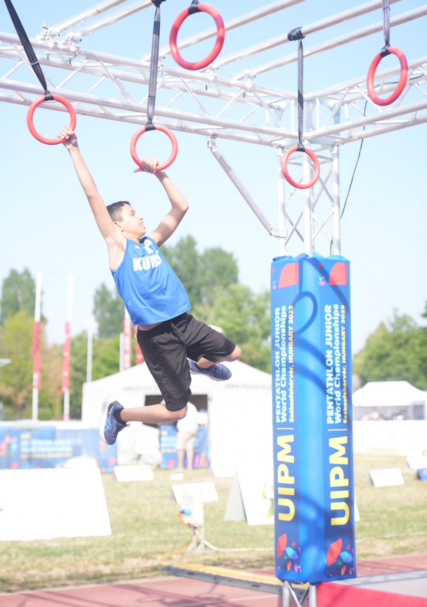 أنهى نجوم منتخب الكويت للخماسي الحديث معسكرهم التدريبي في #بودابست ومشاركتهم في بطولة العالم للخماسي الحديث والتي تقام حالياً في #هنغاريا 🇭🇺
كل التوفيق لأبطال الكويت الواعدين..🇰🇼👏