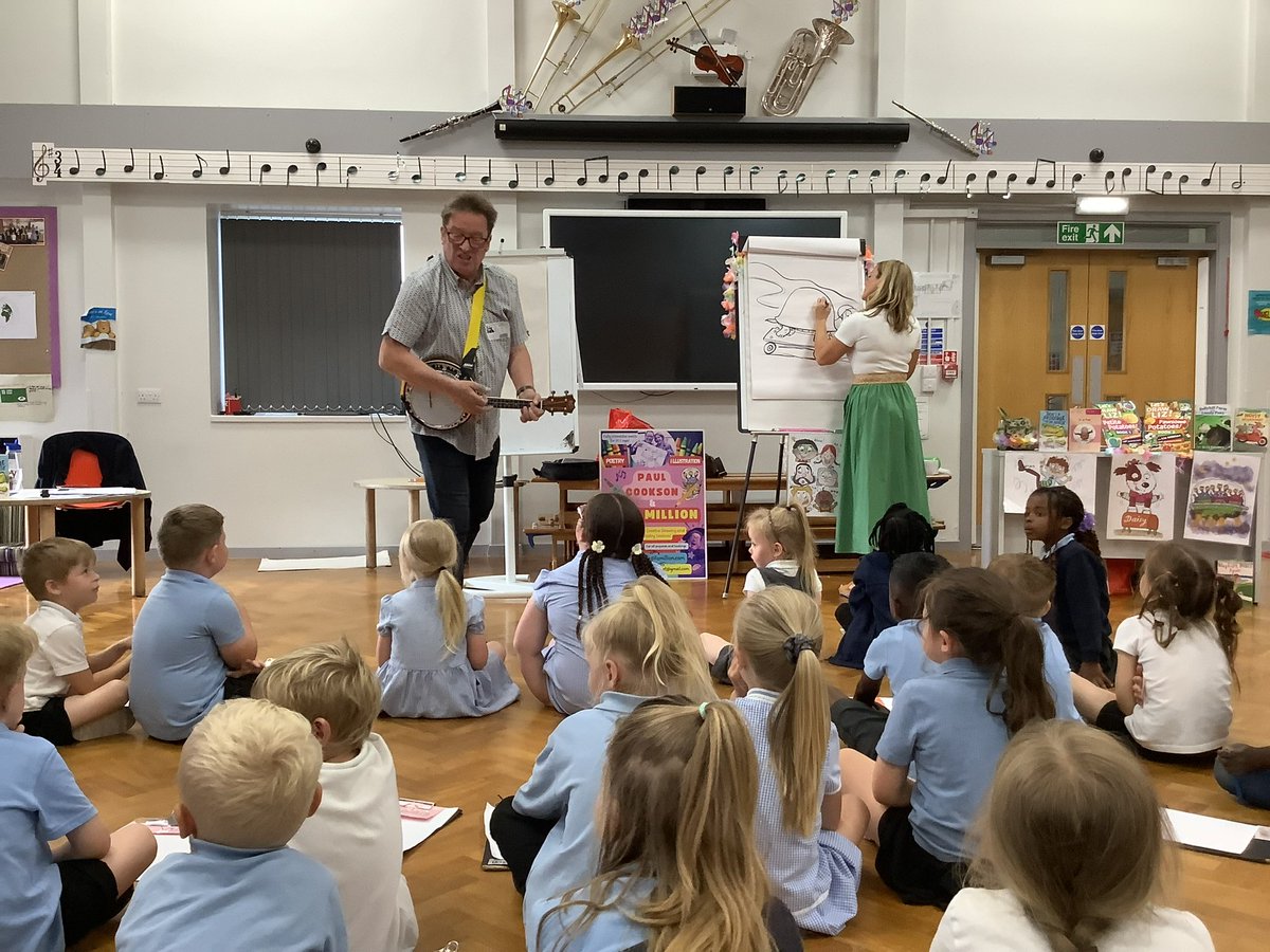 Our Whole School Artist and Drawing Day! 
What a brilliant day we have all had working with Liz Million - an amazing children’s author and illustrator and Paul Cookson - a very  talented poet. The children created their own wonderful artwork / sketches too! #LPSHull #ArtandDesign
