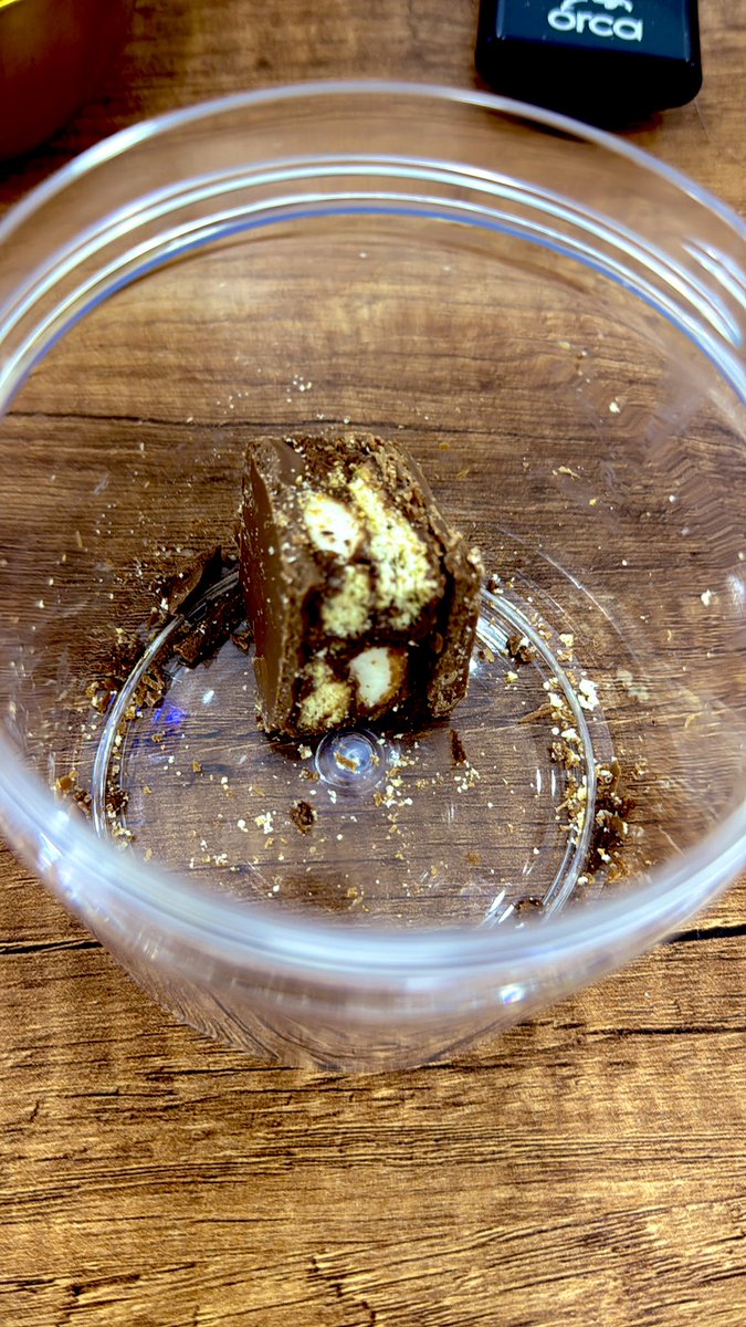 آخر حبه أستأذنكم فيها ..😎