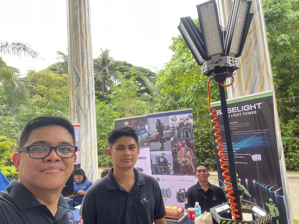 AquaEye dealer for the Philippines Advance Homeland Defense exhibited at the National Congress for LDRRMOS -Local Disaster Risk Reduction and Management Offices, in Puerto Princesa City. Showing agencies from around the country AquaEye and how quickly it can search.