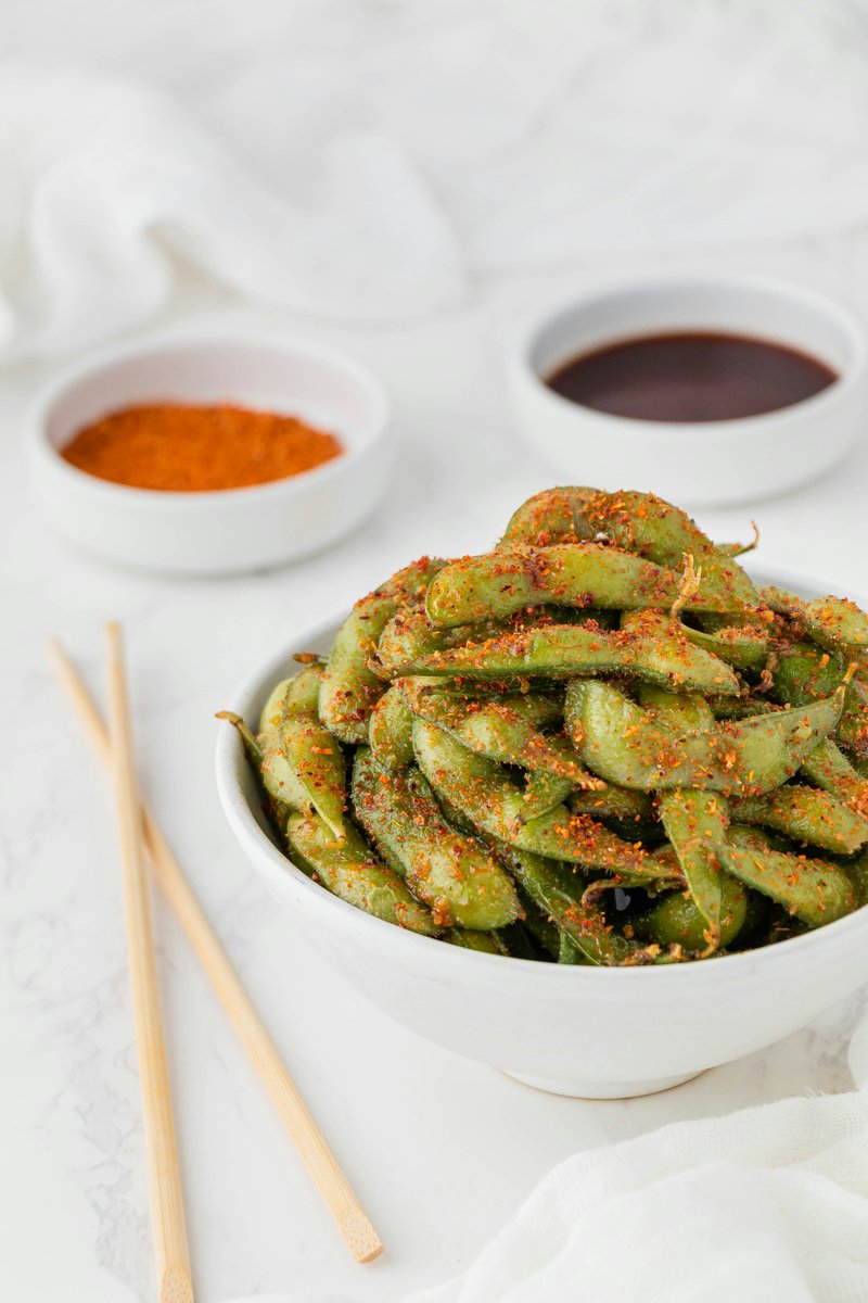 Plant Estrogens: Food as Gentle Medicine.

hippocratic.institute/2025/06/27/pla…

#PlantEstrogens #FoodAsMedicine #NaturopathicNutrition #HolisticHormoneHealth #NaturalHealing #Phytoestrogens #HerbalWisdom #HealingWithPlants #NaturopathicWellness #HormoneBalanceNaturally