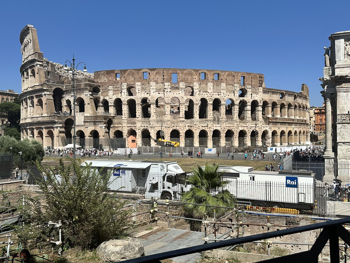 ChabbyFriz's tweet image. In the Place where our #Thope had their First Official Kiss!!! ROMA!!!! #BoldandBeautiful