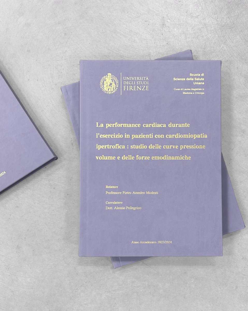 CopygraphSulmon's tweet image. L'eleganza della nostra incisa color lilla, 💜 che trasmette delicatezza e unicità. Il frontespizio è impreziosito da una stampa dorata lucente, 💫 
Per info:
☎️ +39 0864 32451
📲+39 351 688 31 68
#copygraphsulmona #copisteria #centrostampe #sulmona #stampa #tesi #laurea