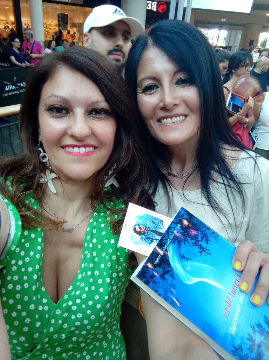 Laura Di Marzo ๐ถ๐บ๐โญ (@lauradimarzo0) on Twitter photo 26 giugno 2025 โค Un pomeriggio bellissimo trascorso con la mia migliore amica <a href="/Elena7741072863/">๐ Elena77 ๐ณ ๐บ</a> e la compagnia del nostro Ermal ๐ฅฐ <a href="/MetaErmal/">Ermal Meta</a> ๐๐บ๐บโ๏ธ
#ermalmeta #lecamelieinvernali 26 giugno 2025 โค Un pomeriggio bellissimo trascorso con la mia migliore amica <a href="/Elena7741072863/">๐ Elena77 ๐ณ ๐บ</a> e la compagnia del nostro Ermal ๐ฅฐ <a href="/MetaErmal/">Ermal Meta</a> ๐๐บ๐บโ๏ธ
#ermalmeta #lecamelieinvernali