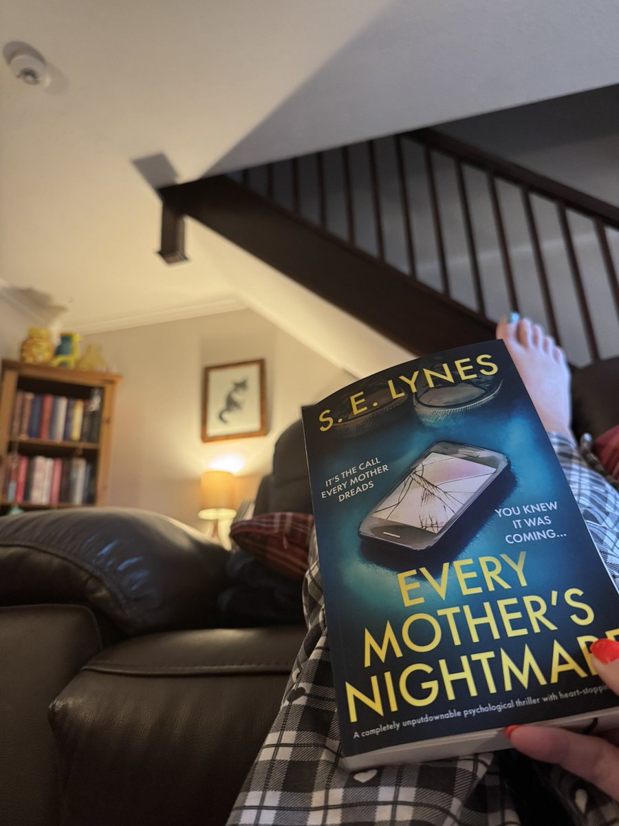 Anne Cater 🇺🇦 (@annecater) on Twitter photo Laying on the floor with my very swollen feet and ankles. Reading #EveryMothersNightmare by #SELynes <a href="/bookouture/">bookouture</a> Laying on the floor with my very swollen feet and ankles. Reading #EveryMothersNightmare by #SELynes <a href="/bookouture/">bookouture</a>