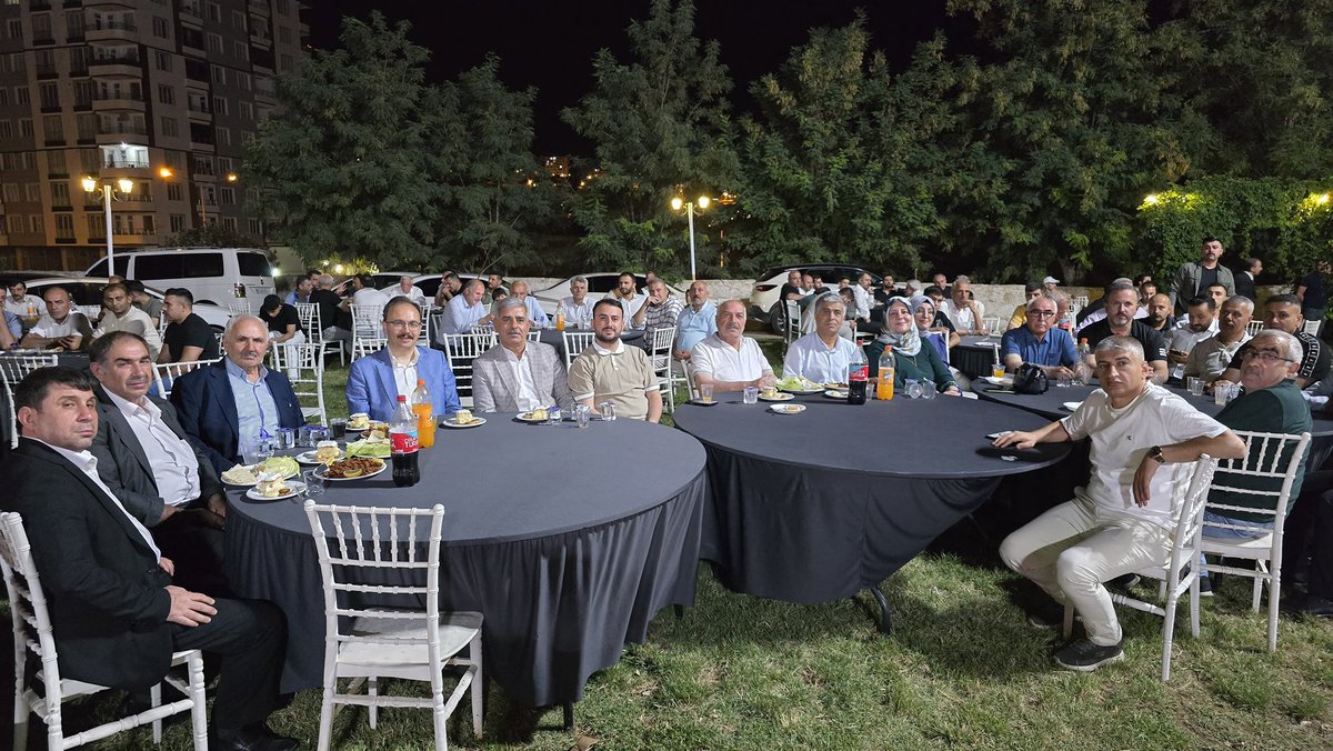 Merkez İlçe Başkanımız Sn <a href="/hikmetekin56/">Hikmet Ekin</a> İl Gençlik Kolları Başkanı Sn <a href="/mrtgul34/">Murat Gül</a> ve teşkilatımız ile birlikte;

Yönetim kurulu üyemiz Sn Muhammed Mücahit Ekin’in düğün merasimine katılım sağladık.Genç çiftimizi ve ailelerini tebrik eder,çiftimize bir ömür boyu mutluluklar dileriz.