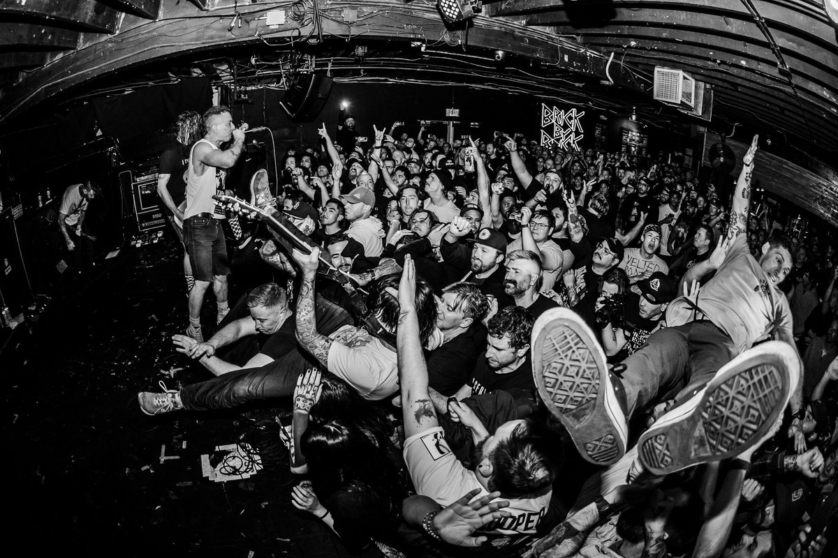 betterlovers's tweet image. Our favorite thing to do while recording is taking a break, so we planned a nice one…
7.26/27- Long Beach @vanswarpedtour
7.28- LA at The Lodge Room
7.29 - San Diego at Brick By Brick. Both with Lockslip and 1 more secret guest.
BetterLoversBand.com! Tickets on sale… NOW!