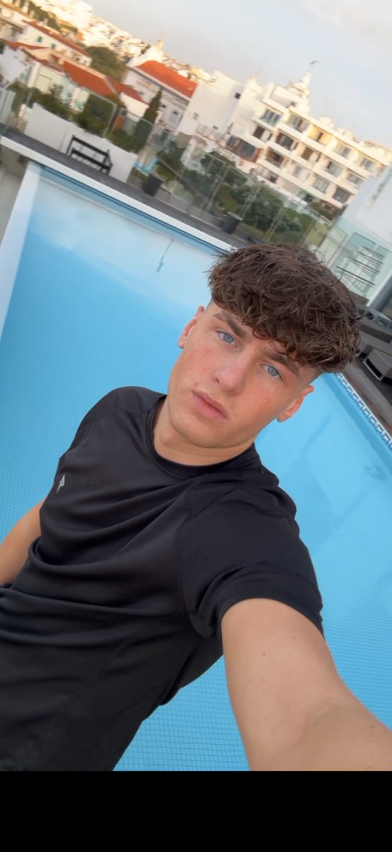 _Masterlogan's tweet image. Who’s funding my night out in Zante tonight then f*gs😈💰