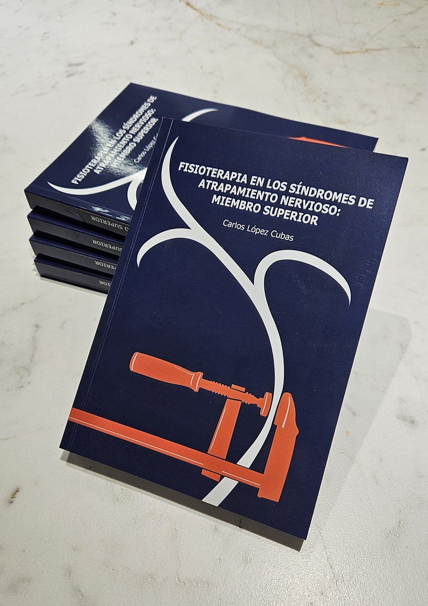 Y así, feliz, os presento, recién salido de imprenta, "Fisioterapia en los Síndromes de Atrapamiento Nervioso: Miembro Superior", un libro fruto de años de recopilación, redacción y adaptación a la aplicación clínica del fisioterapeuta.
📖😊📖