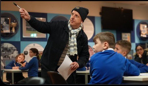 wwfcfdn's tweet image. Today saw the departure of a club legend, @bluntphil. 

And nothing sums up Phil better than his last act at WWFC - spending his final day at the club supporting the Foundation, as he has readily done for many years. 

From delivering his commentary masterclass in our…