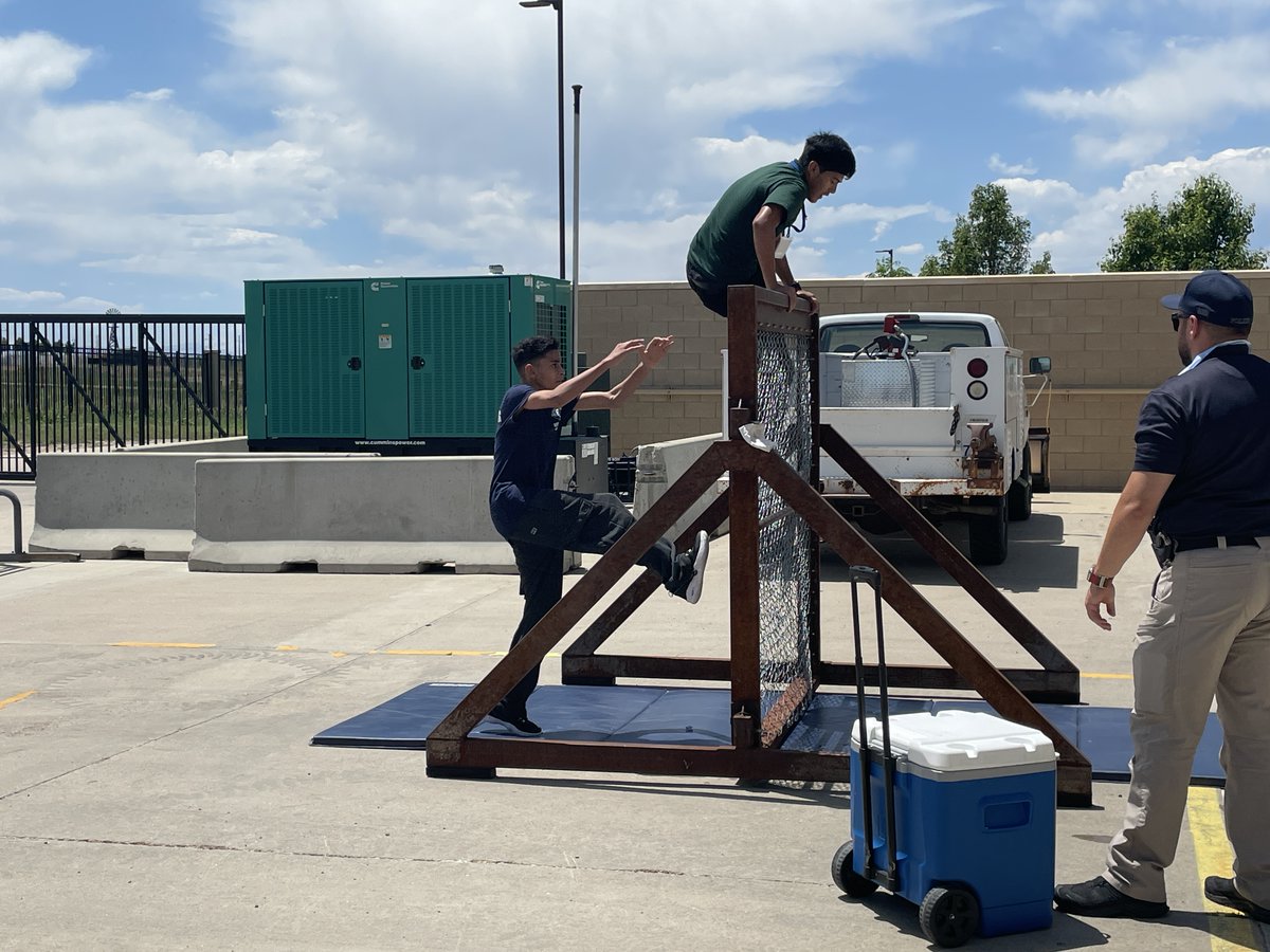 Big shoutout to the 42 teens who just completed our June Global Teen Police Academy! Over two action-packed weeks, students got a behind-the-scenes look at police work – learning directly from our School Resource Officers about topics like investigations, traffic stops, K9