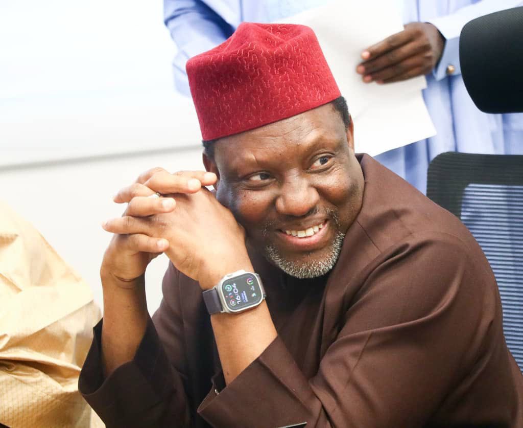 kokisagir's tweet photo. As part of our commitment to youth empowerment and sports development in Kano Municipal, we will soon commission the construction of a mini football stadium. We are engaging key stakeholders to ensure its location best serves our people.
#RuwaYayiMaganinDauda https://t.co/ogyQvEhuKn