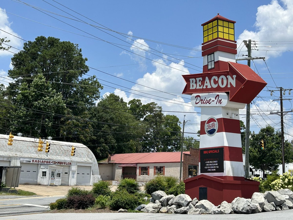 bensbiz's tweet image. The Beacon Drive-In, where “Food is always good.” A Spartanburg institution since 1946.