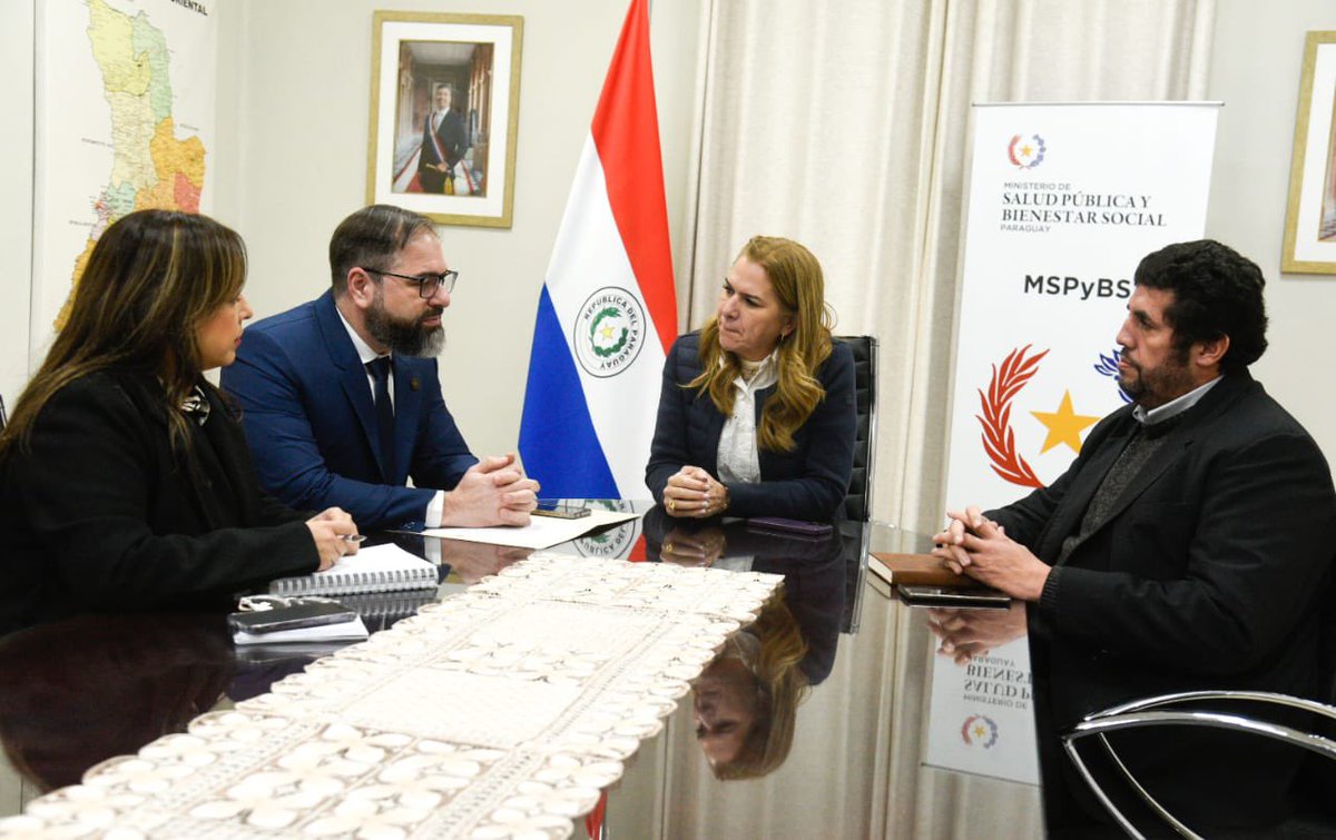 🤝🏽 Justicia, <a href="/pyregistrocivil/">Dirección General del Registro del Estado Civil PY</a> y <a href="/msaludpy/">Ministerio de Salud</a>  renuevan compromiso con los derechos fundamentales

El ministro Rodrigo Nicora y la ministra María Teresa Barán consolidaron la alianza interinstitucional que fortalecerá el acceso a la salud en contextos de encierro, la identidad desde