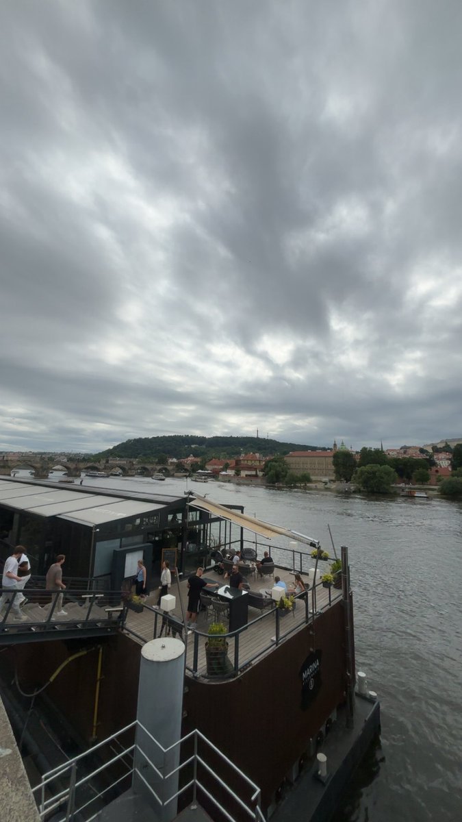 No (@iiyyiill) on Twitter photo 