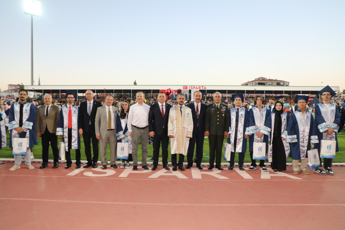 Isparta Uygulamalı Bilimler Üniversitesi (@isubu32) on Twitter photo ISUBÜ, 2025 Mezunlarını Verdi
Üniversitemizde 150’ye yakın bölüm ve programda eğitim öğretim gören yaklaşık 6 bin öğrencimiz düzenlenen törenle mezun oldu.
isparta.edu.tr/haber/9846/isu…
<a href="/yilmazcatal_/">Prof. Dr. Yılmaz Çatal 🇹🇷</a> ISUBÜ, 2025 Mezunlarını Verdi
Üniversitemizde 150’ye yakın bölüm ve programda eğitim öğretim gören yaklaşık 6 bin öğrencimiz düzenlenen törenle mezun oldu.
isparta.edu.tr/haber/9846/isu…
<a href="/yilmazcatal_/">Prof. Dr. Yılmaz Çatal 🇹🇷</a>
