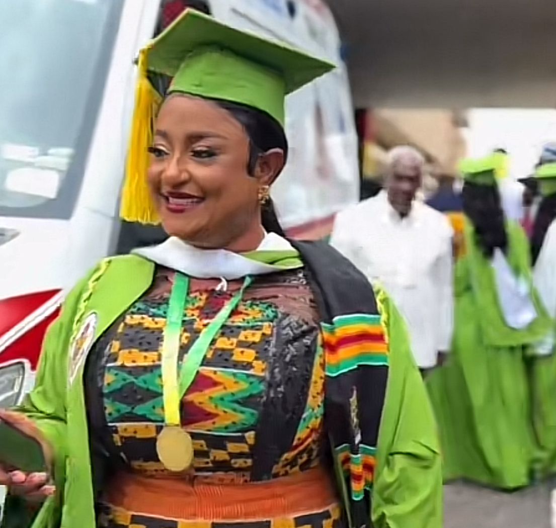 📍📍JUST IN📍📍

Matilda Asare, a well-known Ghanaian actress, has graduated from KNUST with a Master's in Management and Human Resource Strategy.

According to her, this achievement is not just a personal one as it will inspire others in Kumawood to pursue higher education🧠♥️