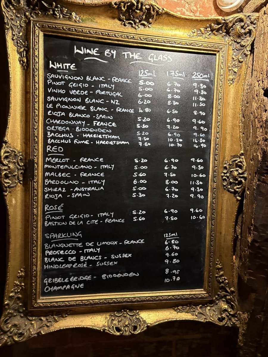 Three Chimneys pub Biddenden