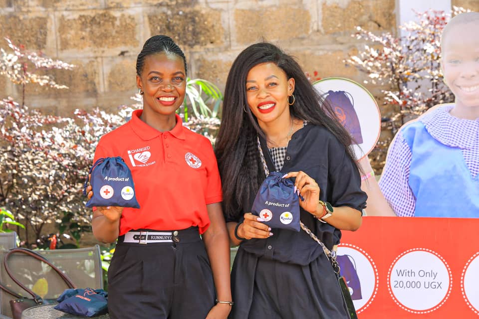 gracepads's tweet image. Today at the UNDP Uganda offices, the Elgon run was launched. We showcased the @Graceapds.
Hon. Phyllis Chemutai-Woman MP Kapchorwa District and Amb. Juju Nsababera - Ugandan Ambassador Ghangzhou, checked on the product that promotes menstrual hygiene among girls.
#KAGIS