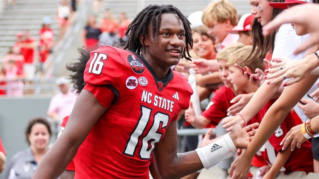 Coming off a strong freshman campaign with NC State football in 2024, CJ Bailey has been invited to serve as a camp counselor during the 2025 Manning Passing Academy in Thibodaux, Louisiana.

✍️: 247sports.com/college/north-…