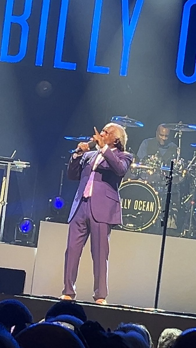 Billy ocean is brid spa purple!!