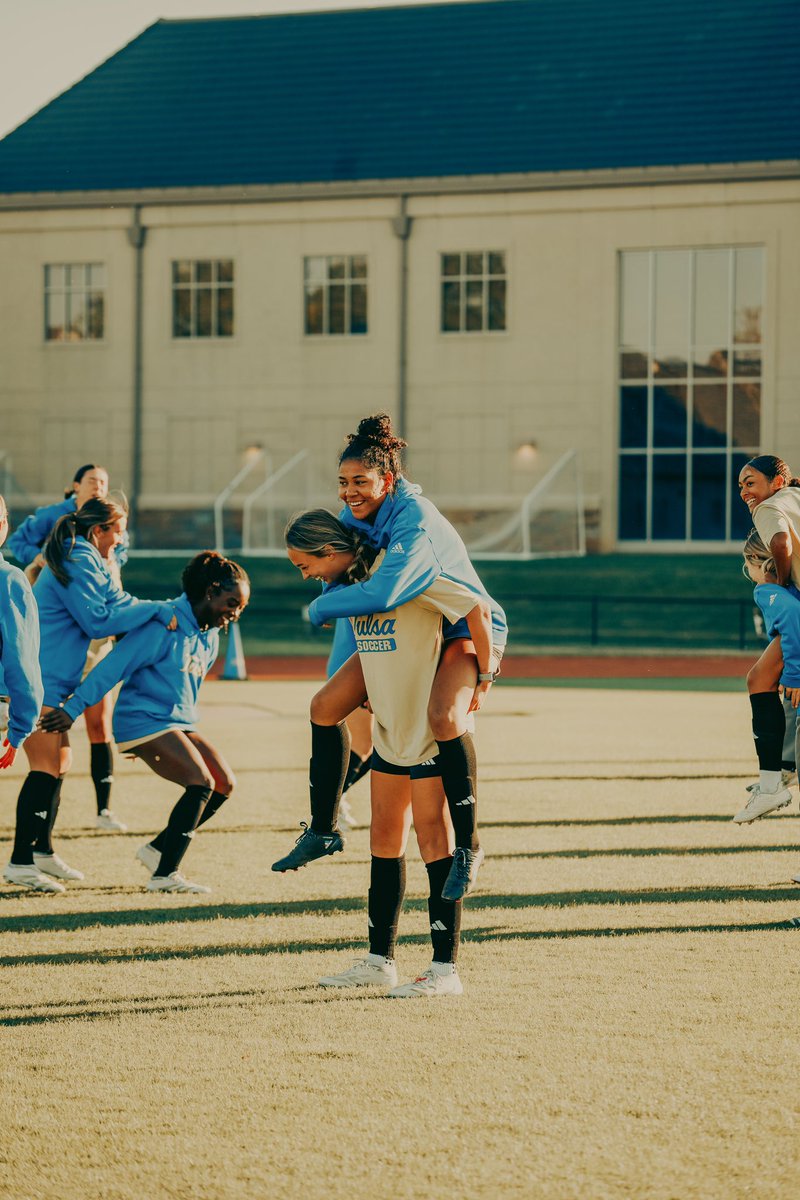 TulsaWSoccer's tweet image. Happy birthday, Aniya! We hope you have a great one! 🥳
#ReignCane