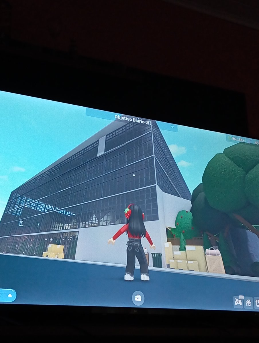 vivimiojo's tweet photo. @heybloxburg Yess!  @hey https://t.co/cO15yWUk12