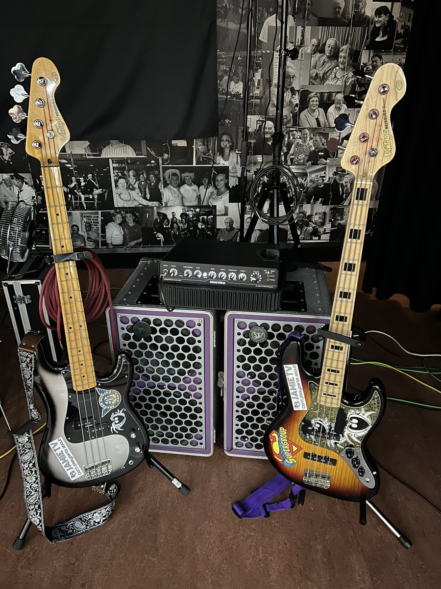 Bass corner tonight. Rossington Labour Club with Jukebox Idols. Had a few problems at soundcheck with the volume meter. It didn’t go off but, it was threatening 😂 Apparently it’s the bass, who would’ve ever guessed! If in doubt, blame the bass player.
