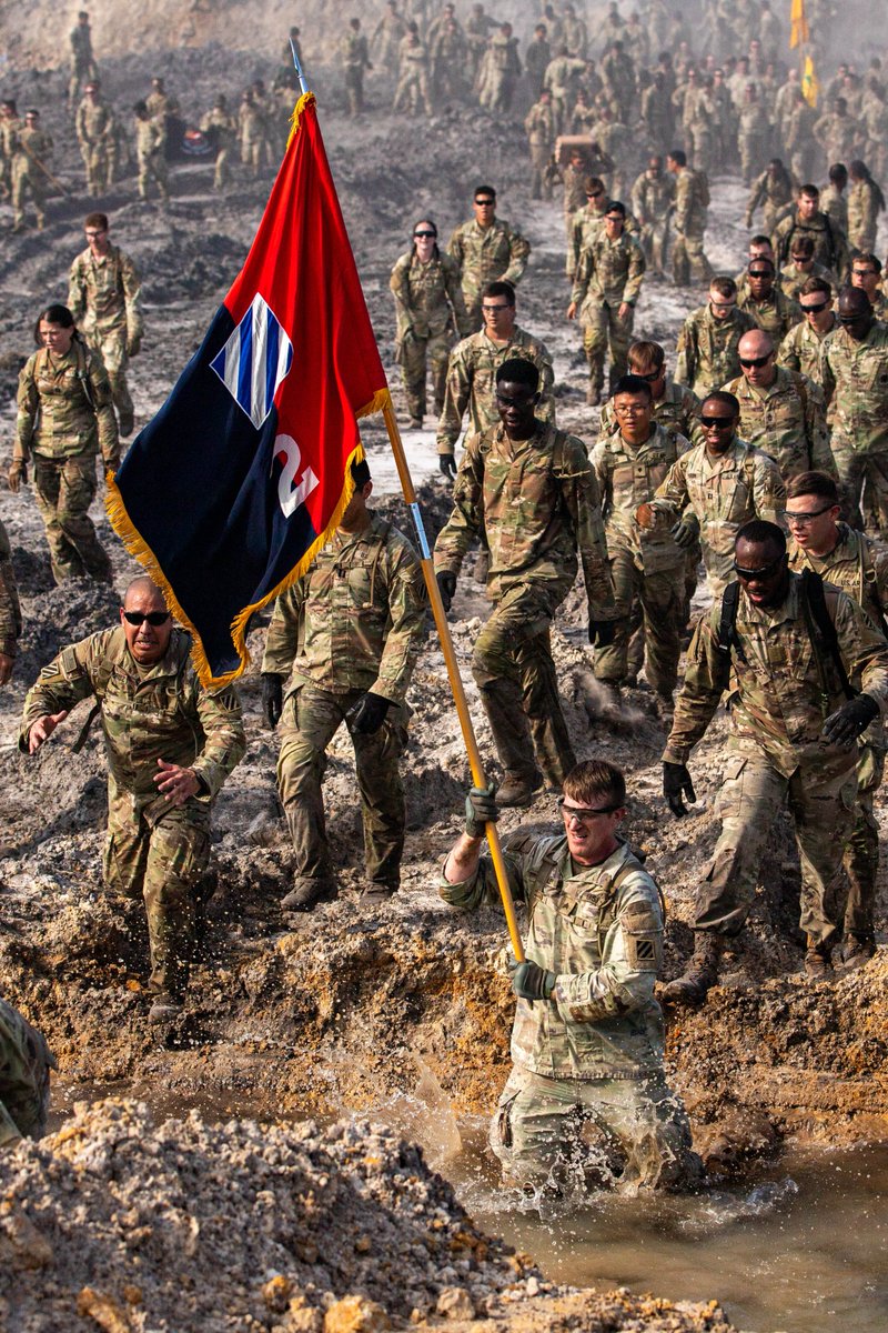 3rd_Infantry's tweet image. 7,000 strong. One legacy. Infinite pride. 🇺🇸
#SeizeTheMarne united 3ID Soldiers for a day of grit, teamwork & tradition—from history-packed challenges to tug-of-war & patching ceremonies.
250 years of excellence. Built on legacy. Ready for tomorrow.
#Army250 #DogfaceSoldiers