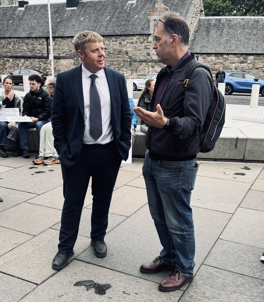 TimEagleHI's tweet image. 🏠 Scotland has a housing crisis because the Scottish Government isn’t building enough houses.
🙅🏽♂️ It’s not the fault of our excellent self-catering businesses, many of whom were represented outside Parliament yesterday.
❌ The government should stop using them as scapegoats.