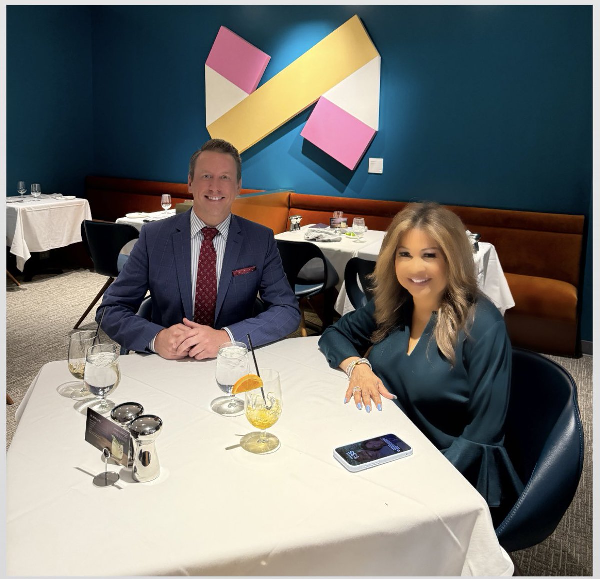 ClariceFox4's tweet image. Fun lunch with @caseystegall before work in the newsroom at The Zodiac Room in the Downtown @neimanmarcus