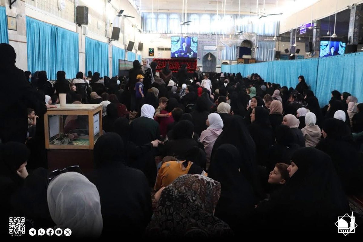 Qasemqt's tweet photo. أبناء الطائفة الشيعية يحيون الليلة الأولى من محرم في منطقة السيدة زينب بدمشق بمشاركة مشايخ الطائفة. https://t.co/jVZOzMkNTe