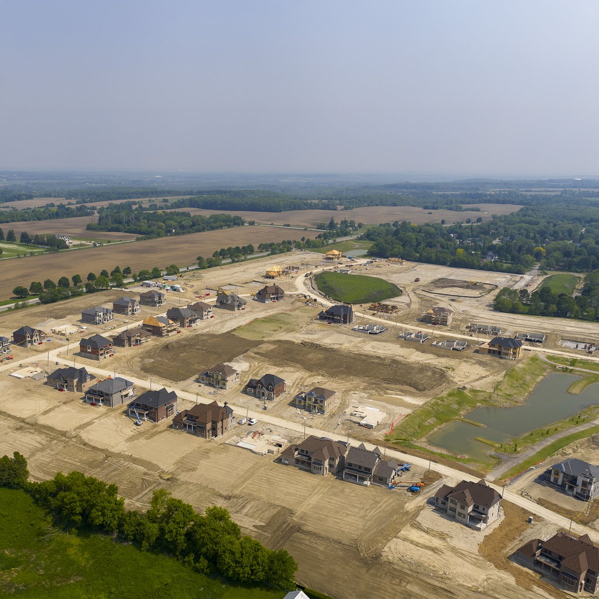 Construction at Clarehaven Estates is progressing steadily, and with the busiest months still ahead.

With only three homes remaining in this award-winning North Pickering community, now is the time to secure your new home.

tinyurl.com/clrhvn25

#constructionupdate