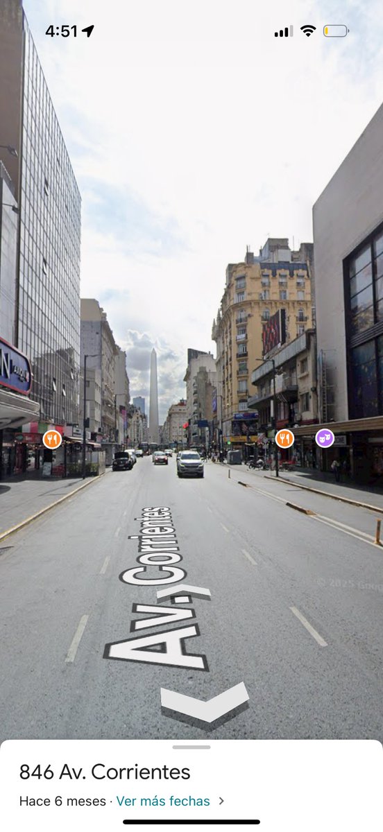 Necesito que algún porteño me confirme lo de las manos, xq en street view se ve una sola mano