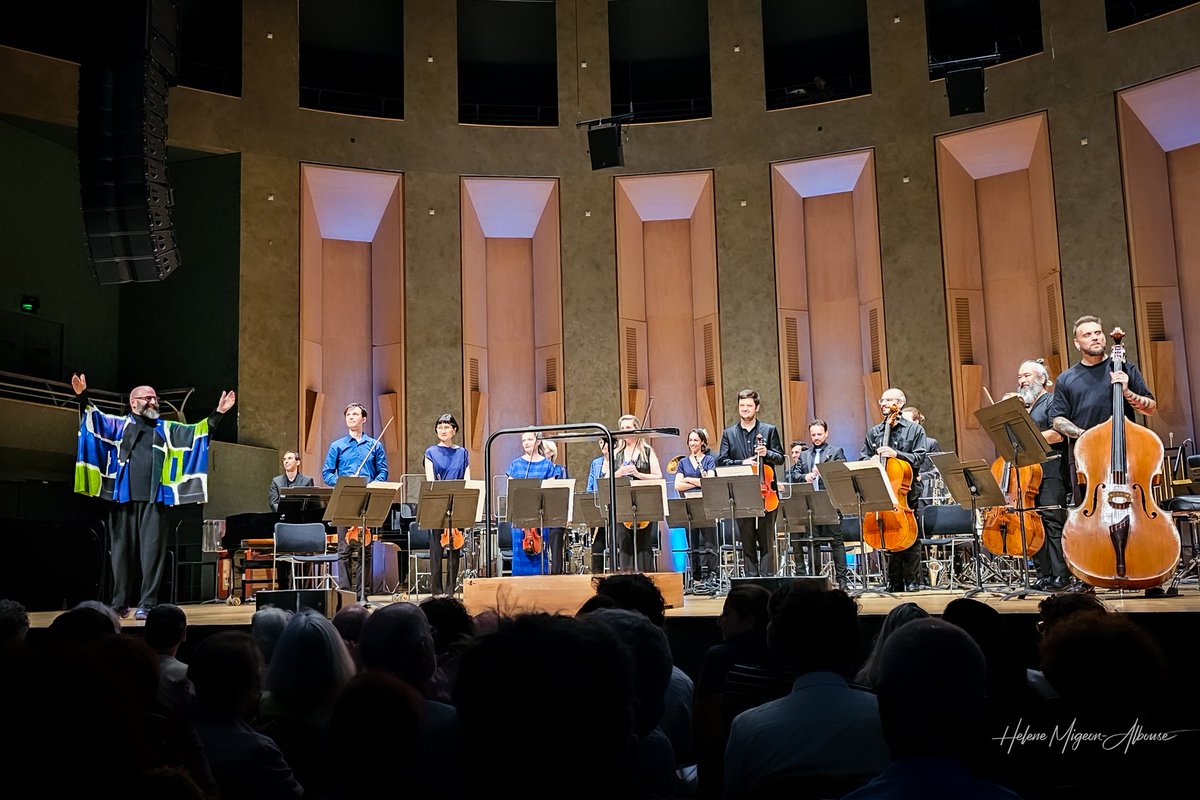 Helene M.A. (@helene_mahln) on Twitter photo 🎶 Bravo <a href="/Ensemble_inter/">Ensemble intercontemporain</a> conducted by <a href="/PBleuse/">Pierre Bleuse</a>, for this wonderful #concert " yesterday with #ClémentSaunier & Lucas Lipari Mayer #trumpet !
🎼 #hèctorparra #rebeccasaunders
#laramorciano #mortonfeldman
📷 <a href="/helene_mahln/">Helene M.A.</a> - 2025 june.26
<a href="/philharmonie/">Philharmonie de Paris</a> <a href="/Ircam/">IRCAM</a> 🎶 Bravo <a href="/Ensemble_inter/">Ensemble intercontemporain</a> conducted by <a href="/PBleuse/">Pierre Bleuse</a>, for this wonderful #concert " yesterday with #ClémentSaunier & Lucas Lipari Mayer #trumpet !
🎼 #hèctorparra #rebeccasaunders
#laramorciano #mortonfeldman
📷 <a href="/helene_mahln/">Helene M.A.</a> - 2025 june.26
<a href="/philharmonie/">Philharmonie de Paris</a> <a href="/Ircam/">IRCAM</a>