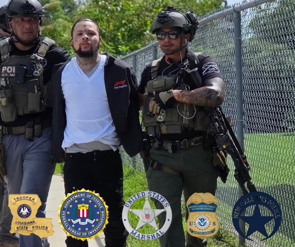 The ninth New Orleans escapee is now in custody.
Antoine Massey was found at a house in New Orleans.
Remember he is the one who made the social media video asking President Trump and the Kardashians for help while he was on the run.