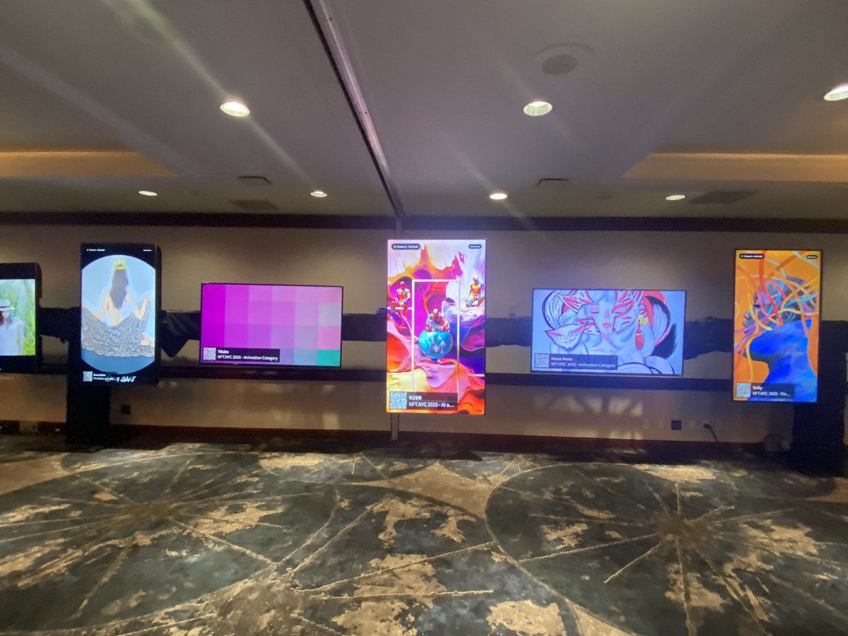 God(s) at <a href="/NFT_NYC/">NFT.NYC</a> !! thank you so mich <a href="/DomBakerArtist/">DomBaker - NFTNYC Artist 2025</a> for capturing these moments!