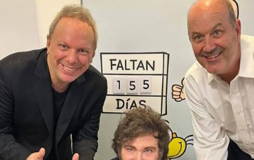 notevayas's tweet image. Está más pelado Nik que Sturze