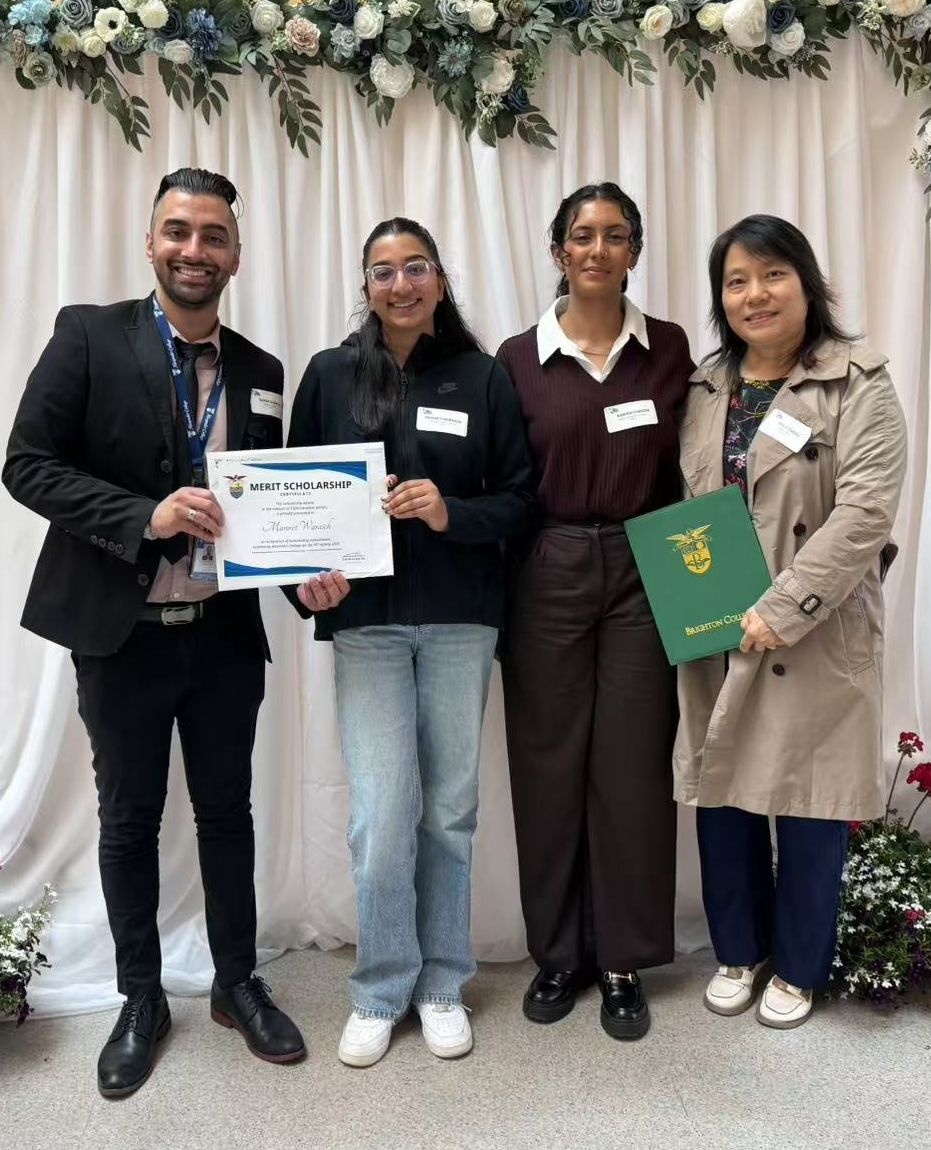 BrightonCol's tweet image. Congratulations to 💫 Karina Cheema,💫  one of this year's Brighton College Merit Scholarship recipients 👏 👏
