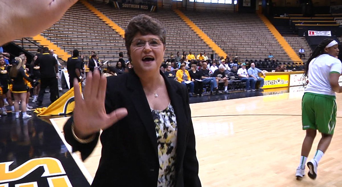 TheJeffTakeWVUE's tweet image. When I heard the heartbreaking news about @CoachMcNelis, it stopped me right in my tracks. Incredibly fond memories of her Lady Eagle basketball teams. Praying for @SouthernMissWBB and the Hattiesburg community, as well as peace and healing for her family 🙏 #McNelisStrong #SMTTT