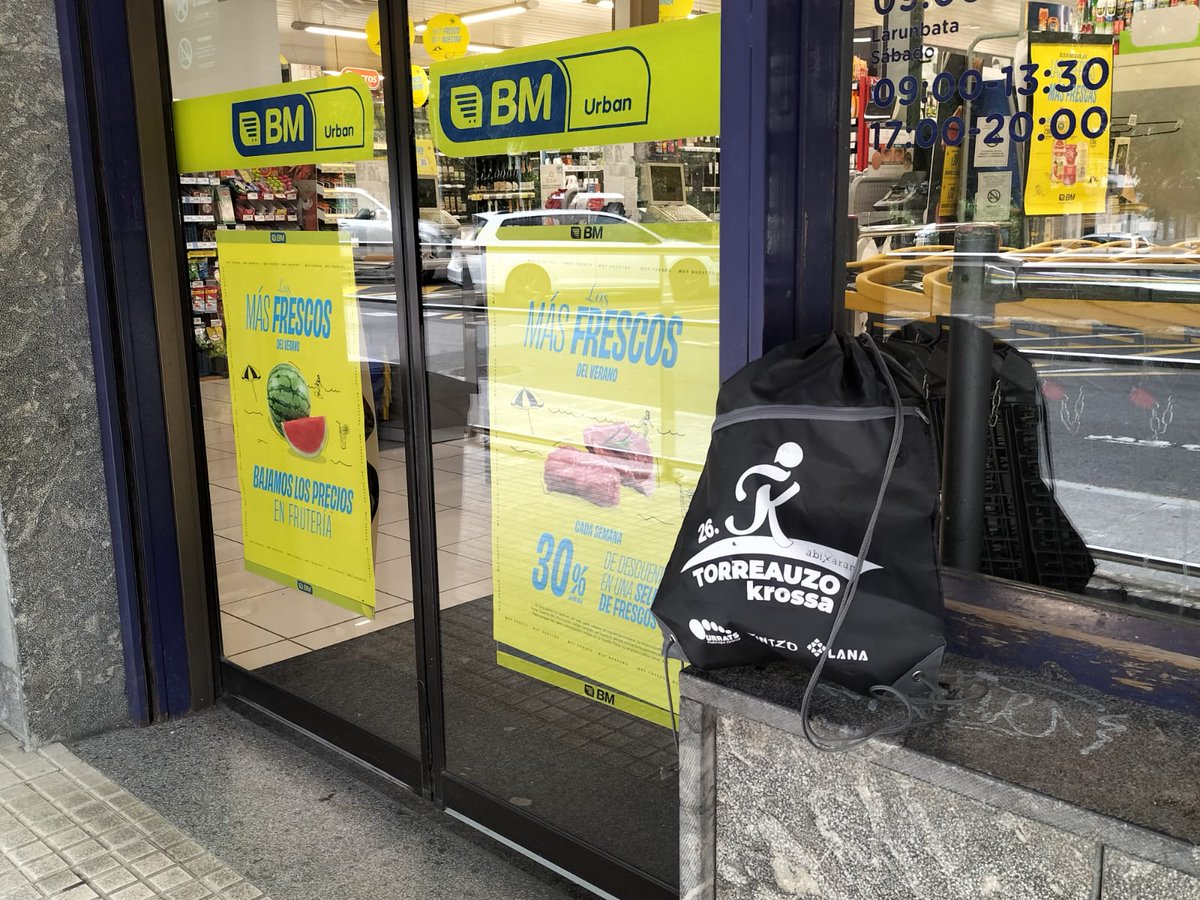 abixaran tweet media