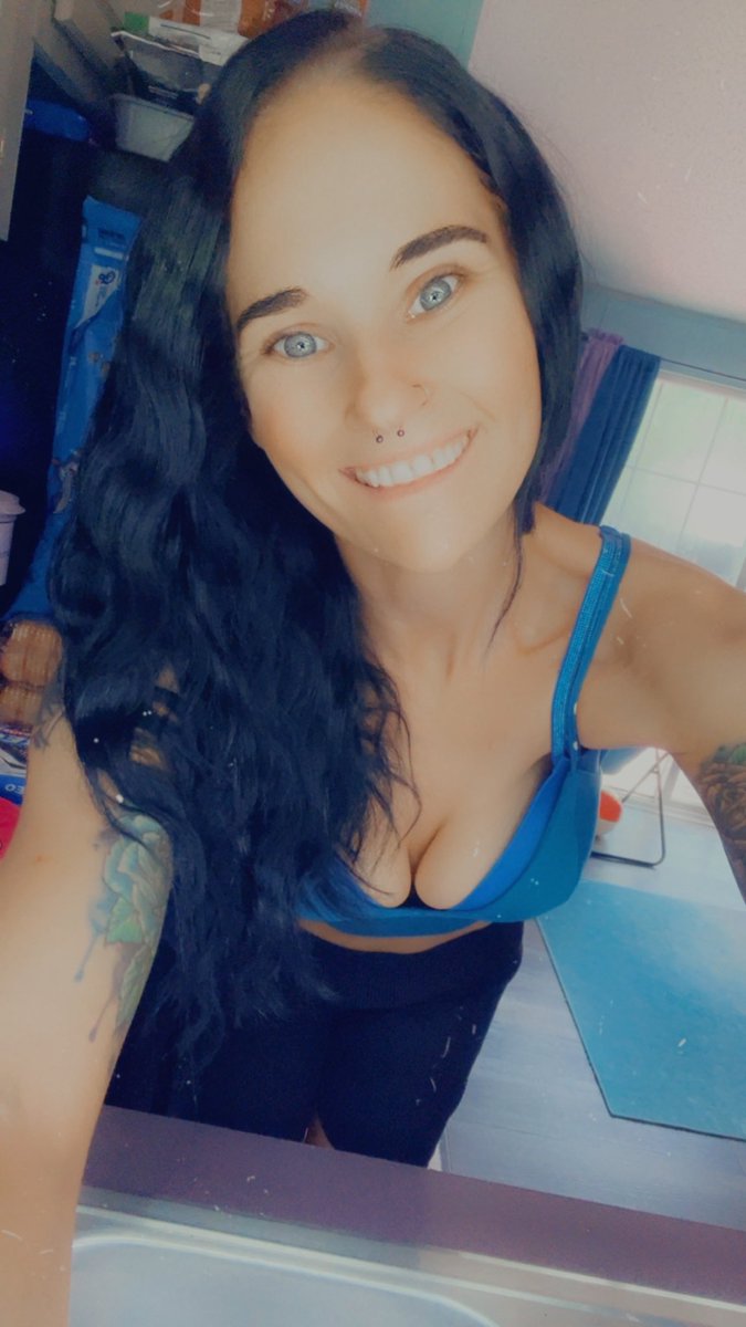 💖 Your fantasy come to life… raw, uncensored, and all yours. Let’s get wild 👉 onlyfans.com/lolabunny9 😈🔥