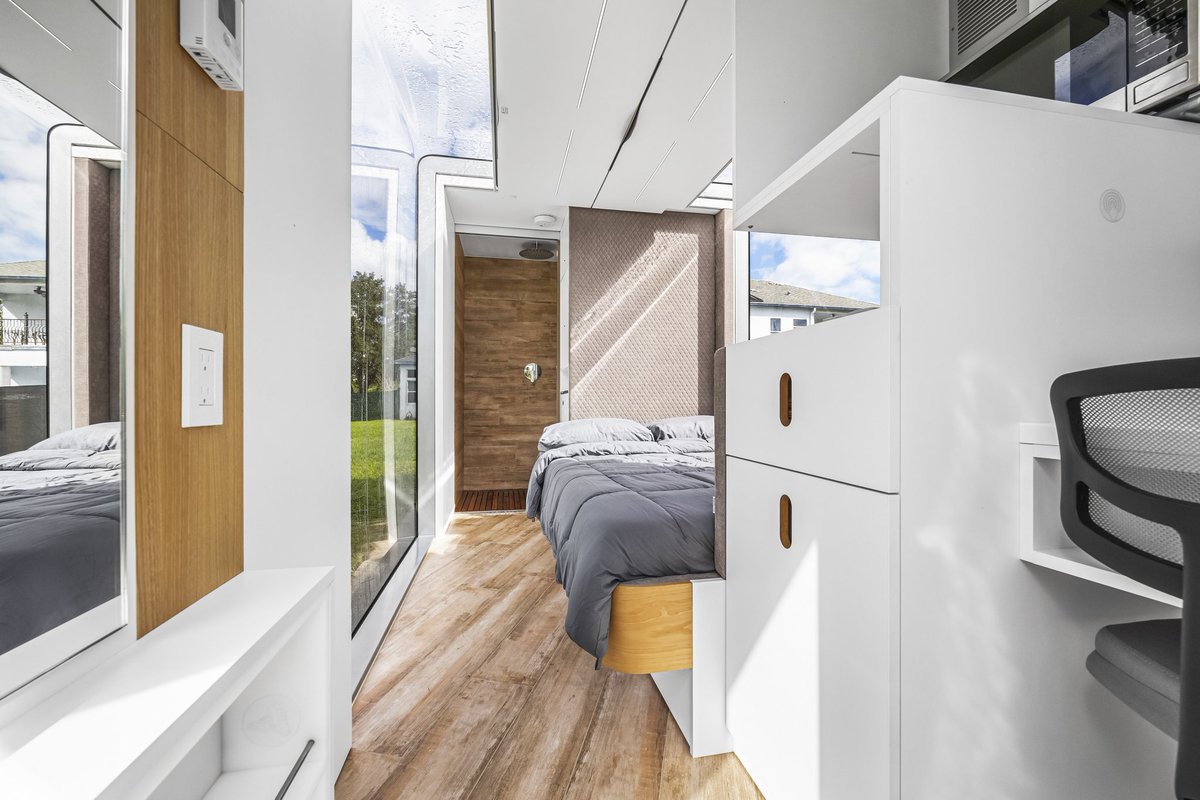 HausMicro's tweet photo. Minimalist design, ultimate comfort, and total freedom. The #microhaus is fully equipped, smart, and ready for any backyard or getaway spot 🌿✨ #hausme #tinyliving #adu #smarthome #energyefficient https://t.co/IEm8PfsKqa
