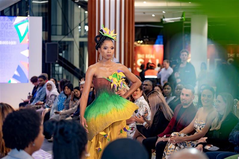 HWBFoundation's tweet image. The Hollywoodbets Durban July Fashion Preview at Gateway Theatre of Shopping was a night of glitz and glamour💜✨
#HWF #HDJ2025 #HollywoodbetsDurbanJuly