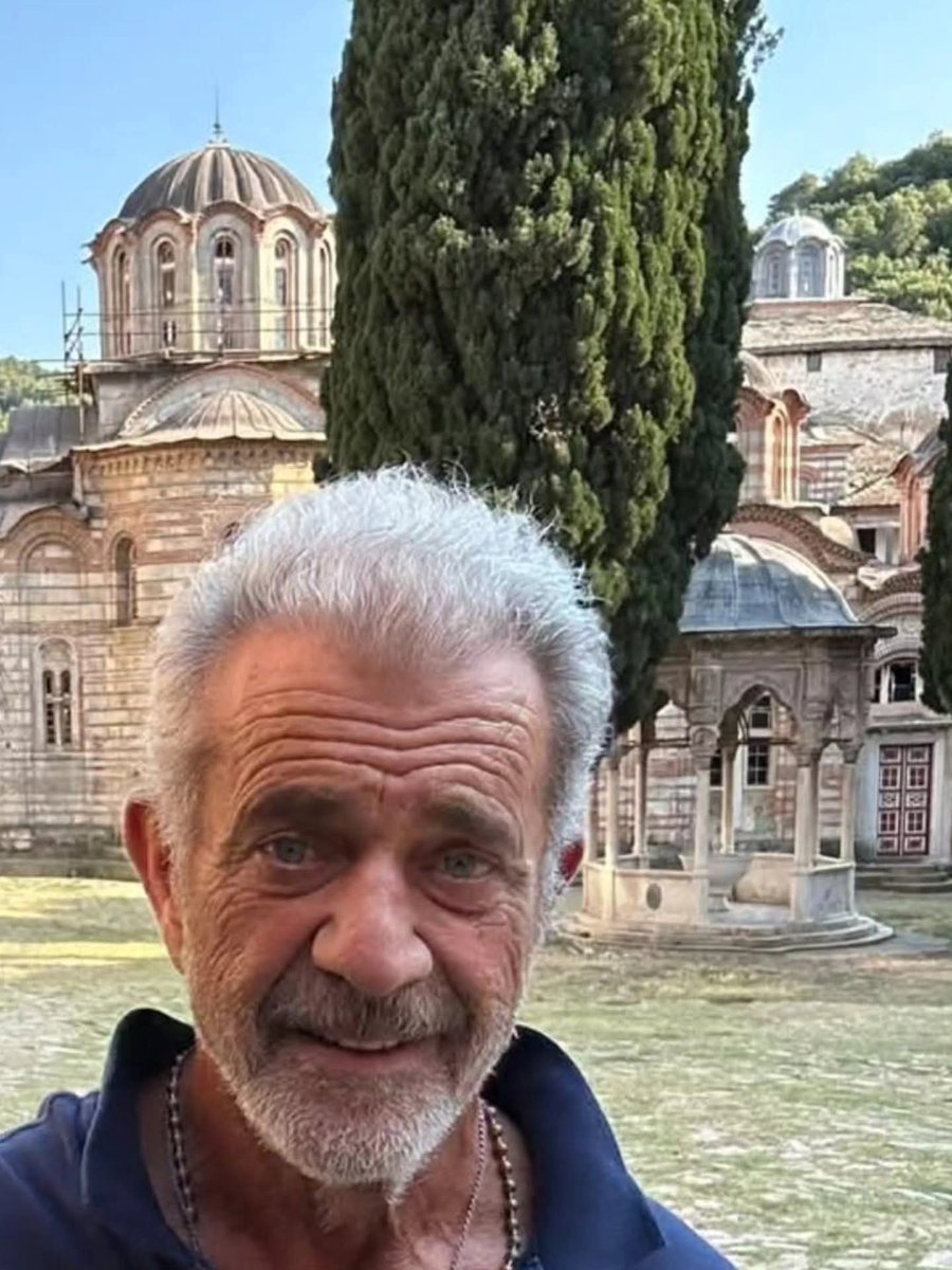 prezviteros's tweet image. The Australian actor and director Mel Gibson arrived today for a visit to Hilandar Monastery.