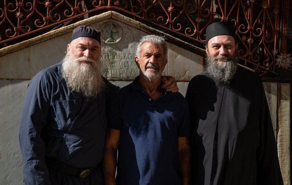 prezviteros's tweet image. The Australian actor and director Mel Gibson arrived today for a visit to Hilandar Monastery.